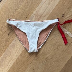 Left On Friday Wear to Bottoms